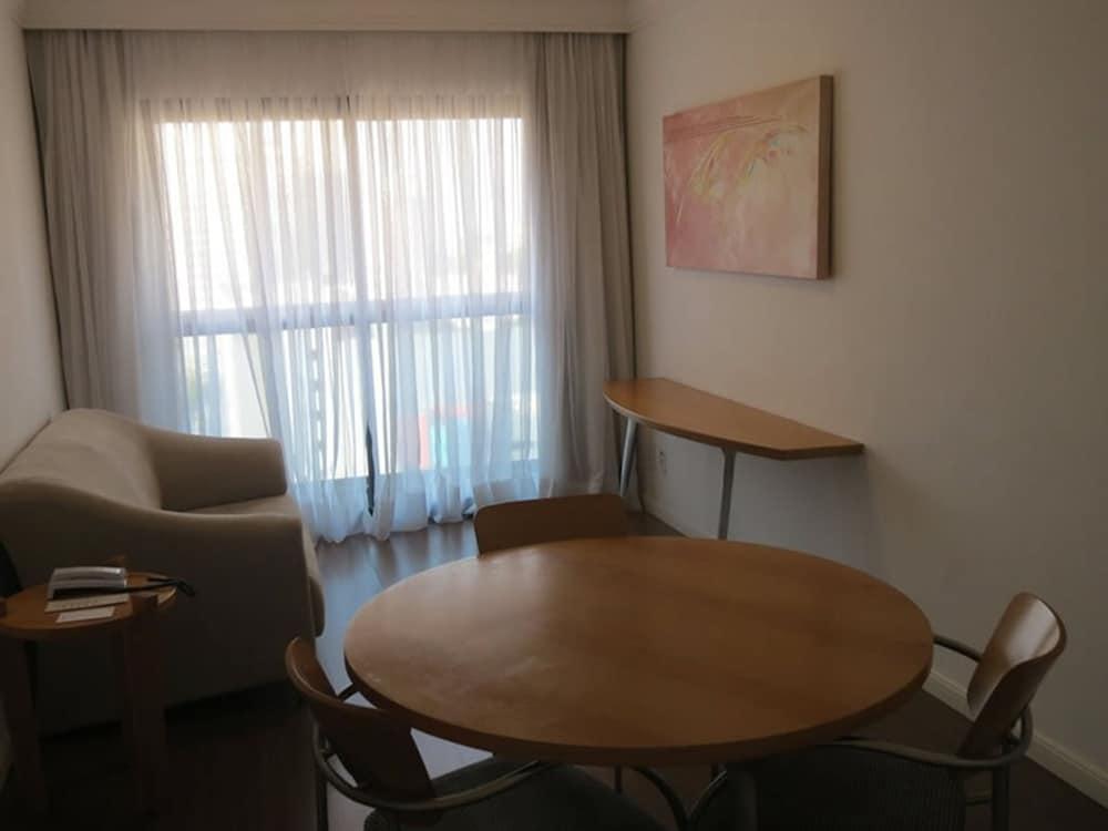 Marsala 4*